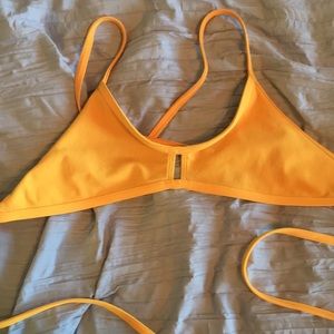 Jolyn vent top- mango